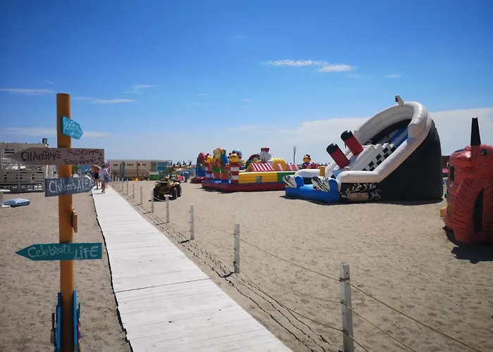 ☆casin Flat☆5 Min To Beach☆netflix☆a/c☆ * Konstanca